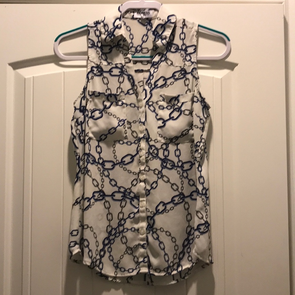 Flowy tank